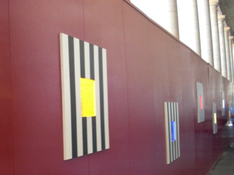 13-chantier_palais_royal_buren_mur_rouge_cote_jardin