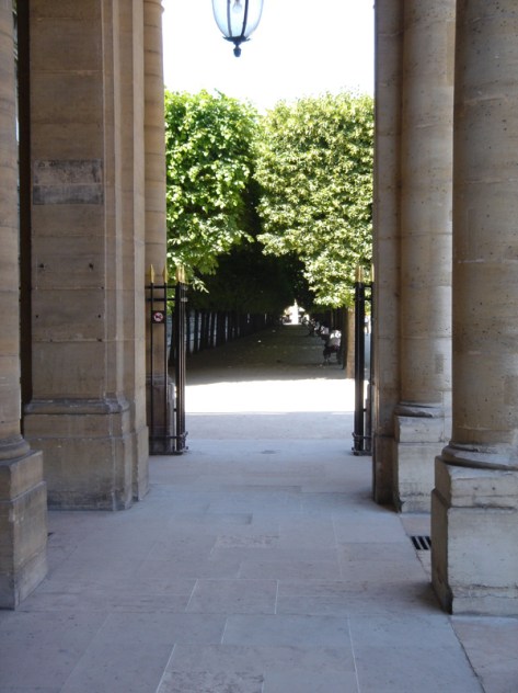 3-palaisroyalvuecolonnes