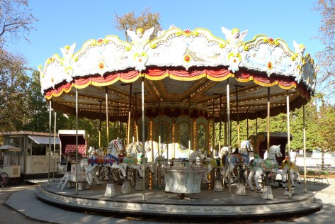07-Tuileries_jardin_vide_manege