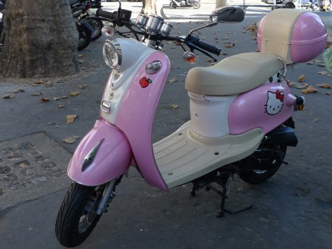 8-Scooter_Hello_Kitty