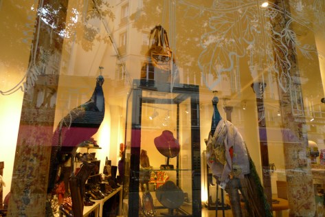 04-58M_boutique_vitrine