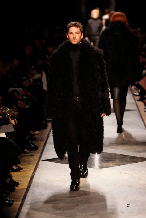 27-LOEWE-AH-2013-Black Shearling Coat_ Black Cashmere High-neck Jumper_ Black Napa Trousers_ Black Calf Belt_ Black Leather Chelsea Boot