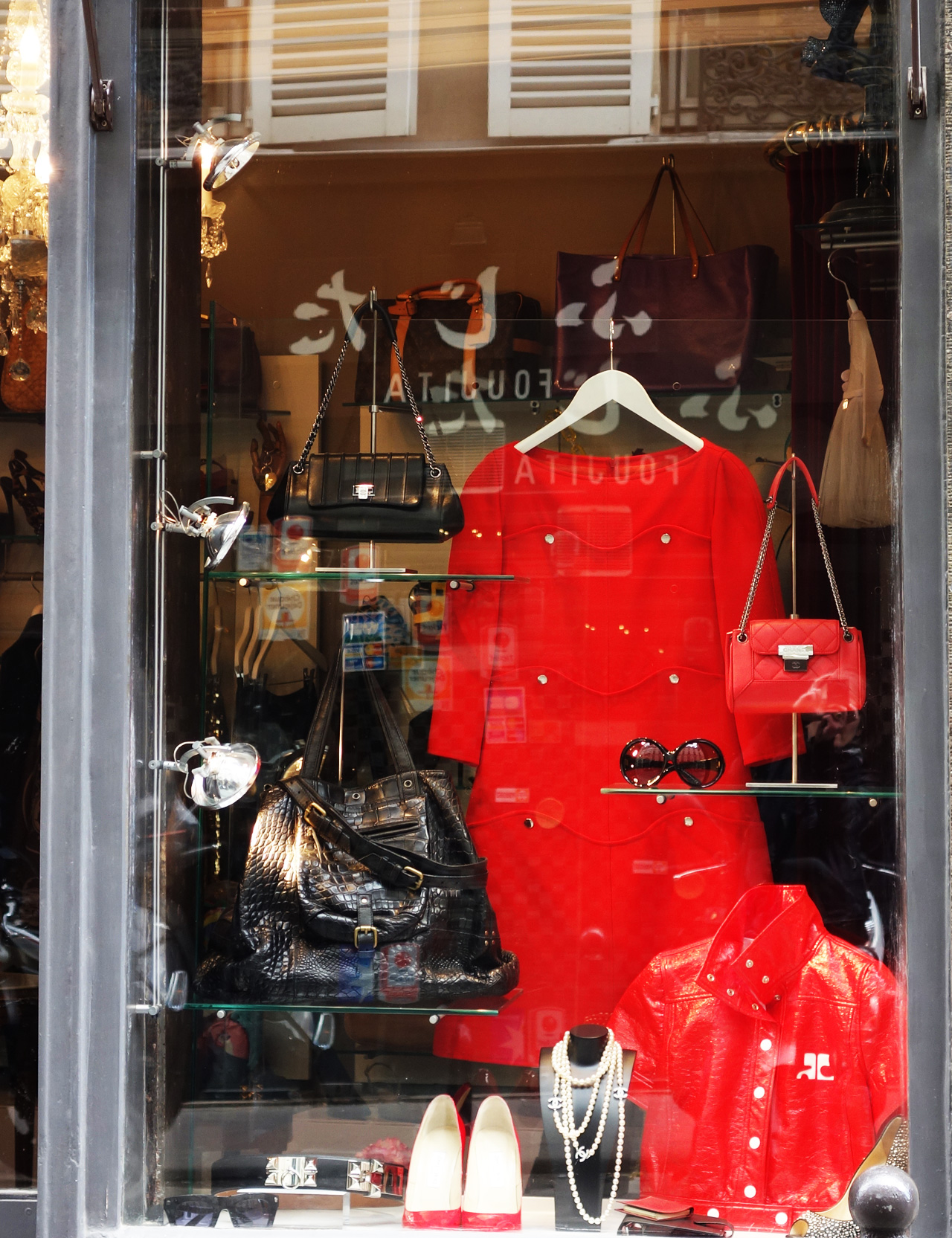 09_MB-select-Boutique-vitrine-droite