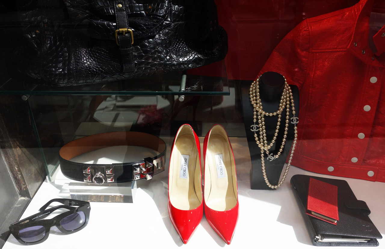 10_MB-select-Boutique-vitrine-droite-detail-1