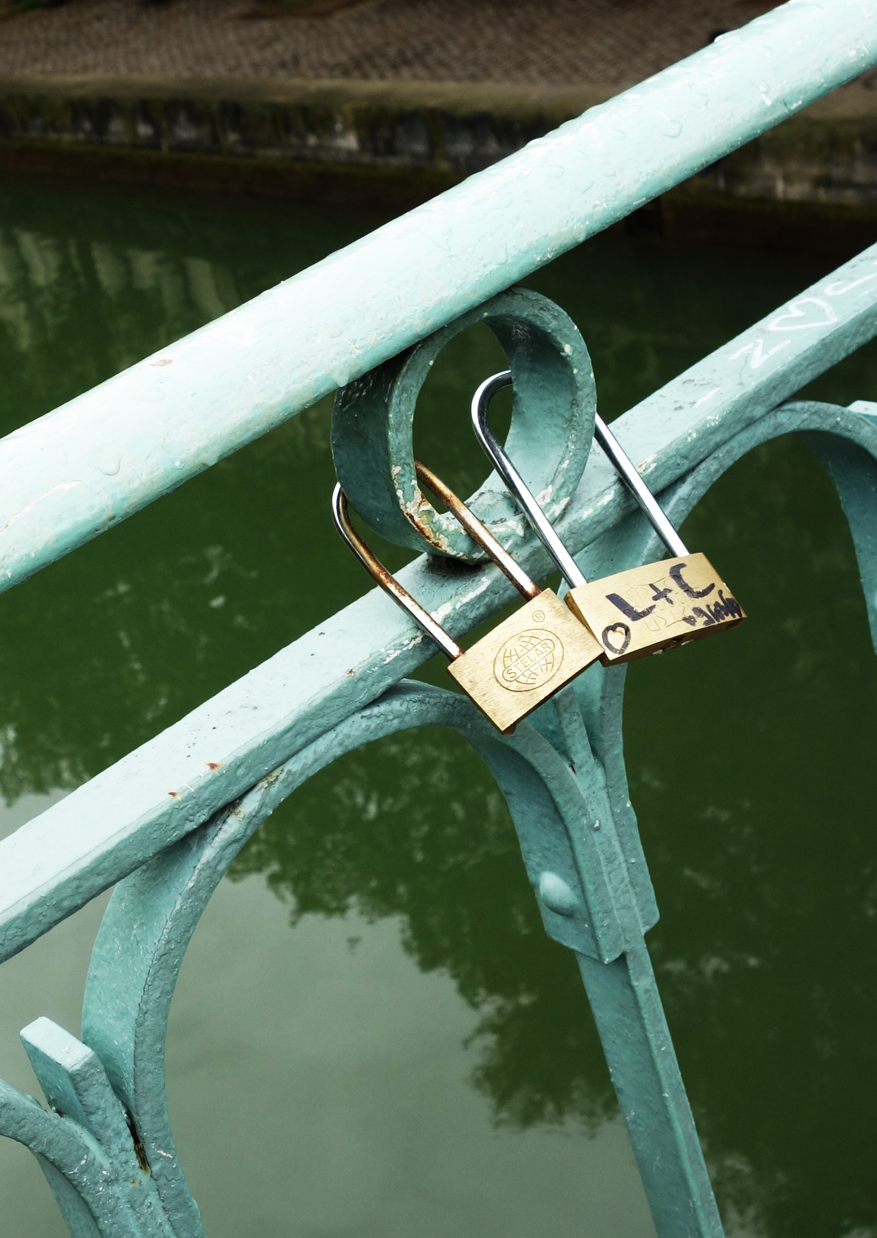 Canal-Saint-Martin-2