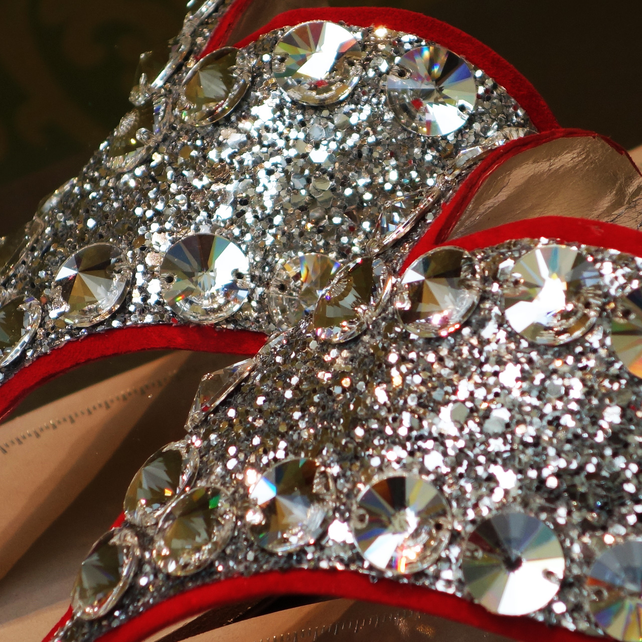 Miu-Miu-glitter-heart