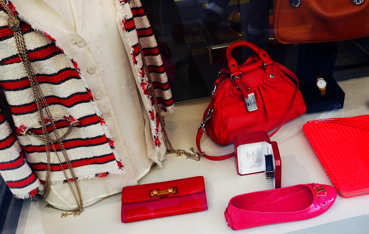 veste chanel vitrine WK