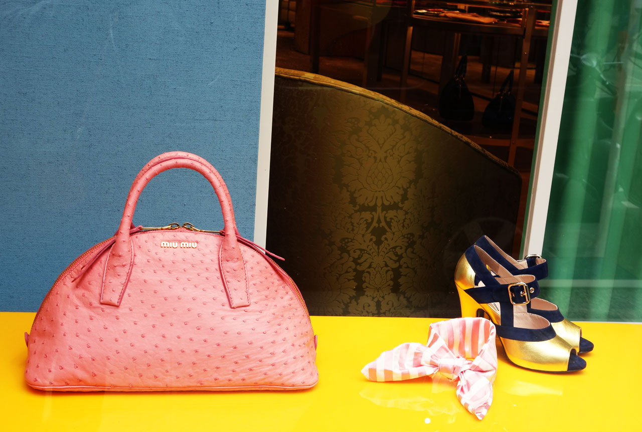 Miu Miu Paris vitrine