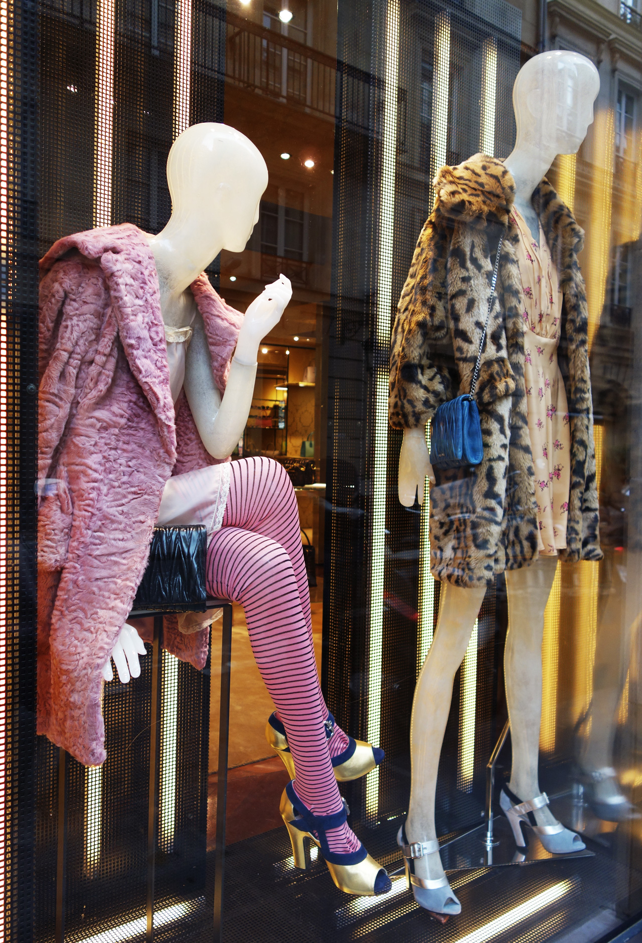 Miu Miu Paris vitrine