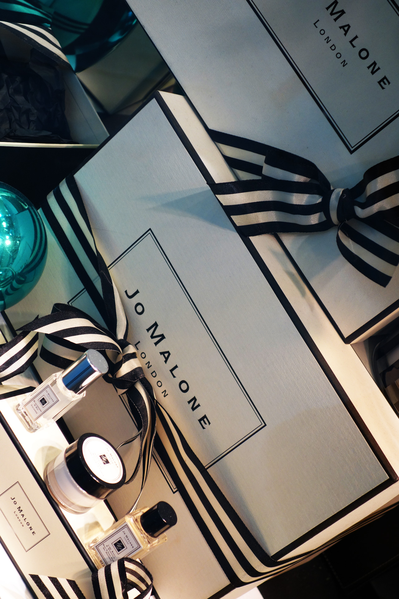 Jo-Malone-vitrine-noel-2013-cadeaux-3