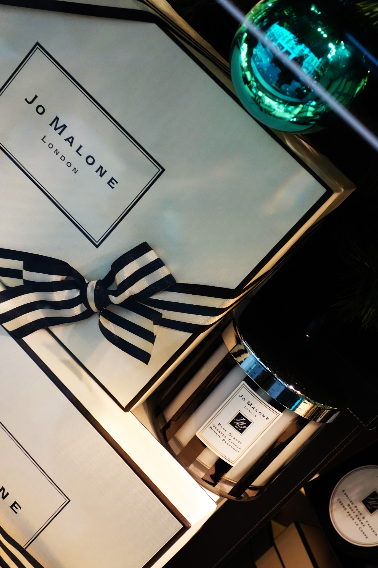 Jo-Malone-vitrine-noel-2013-cadeaux-6