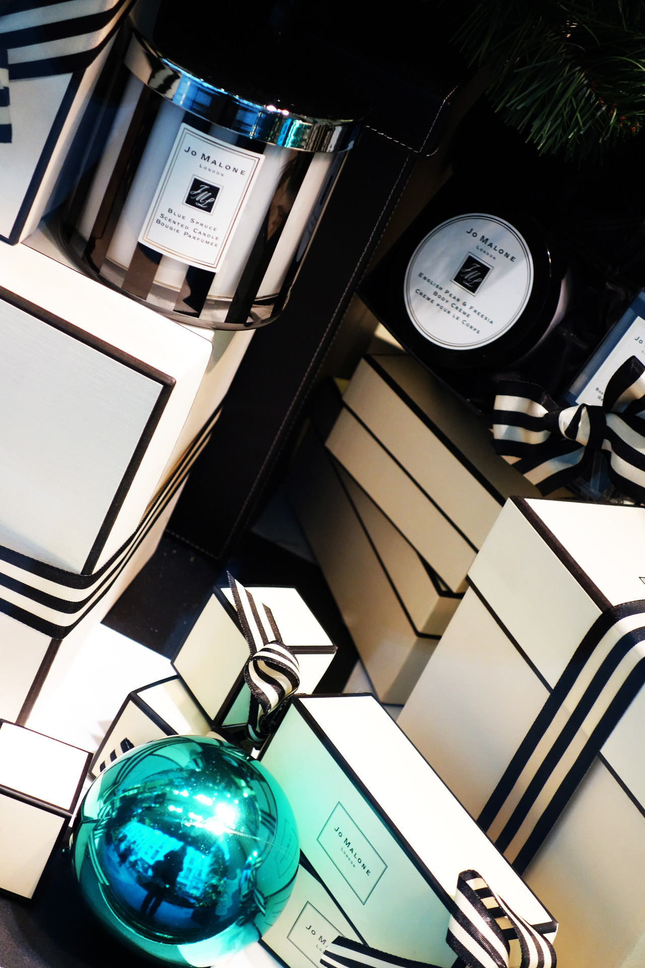 Jo-Malone-vitrine-noel-2013-cadeaux-7