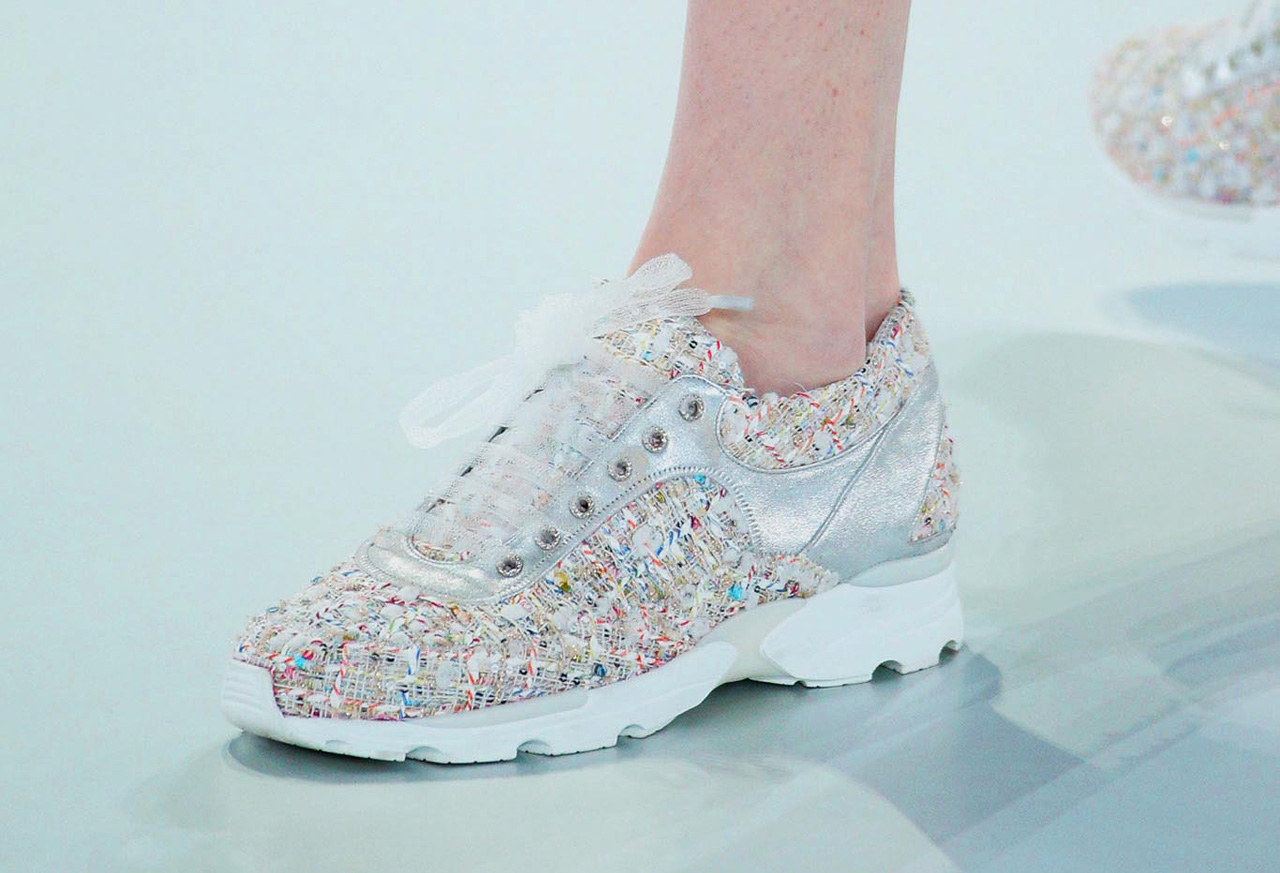 chanel-couture-sneakers-tweed