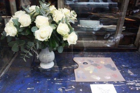 Astier-de-Villatte-Paris-vitrine-02